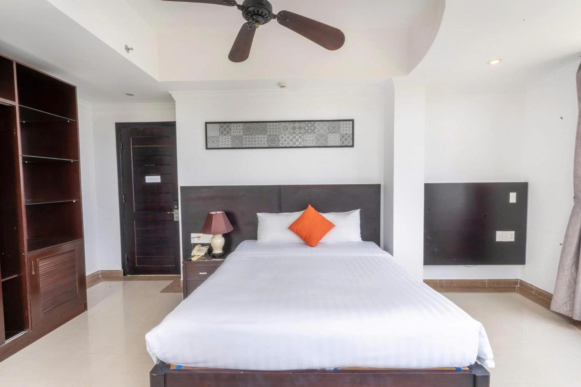 Queen Palace Sea View Hotel Đà Nẵng Exterior foto